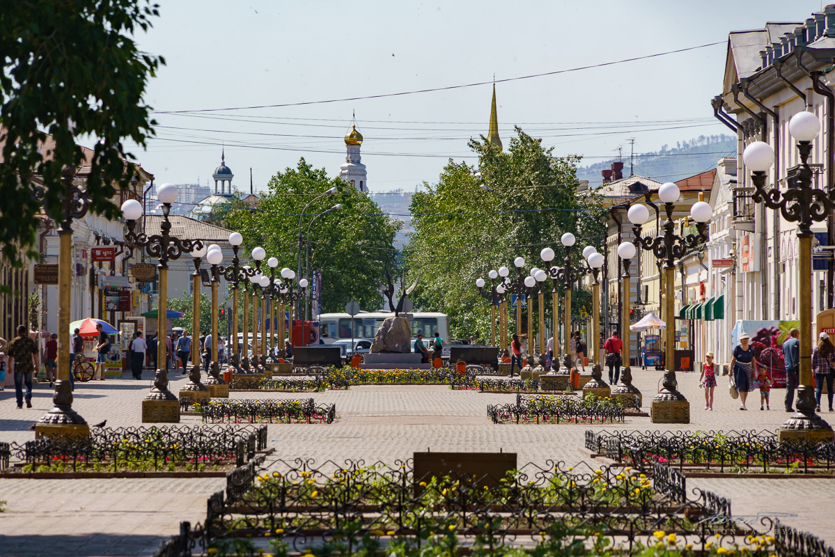 Entering Arbat Pedestrian Street