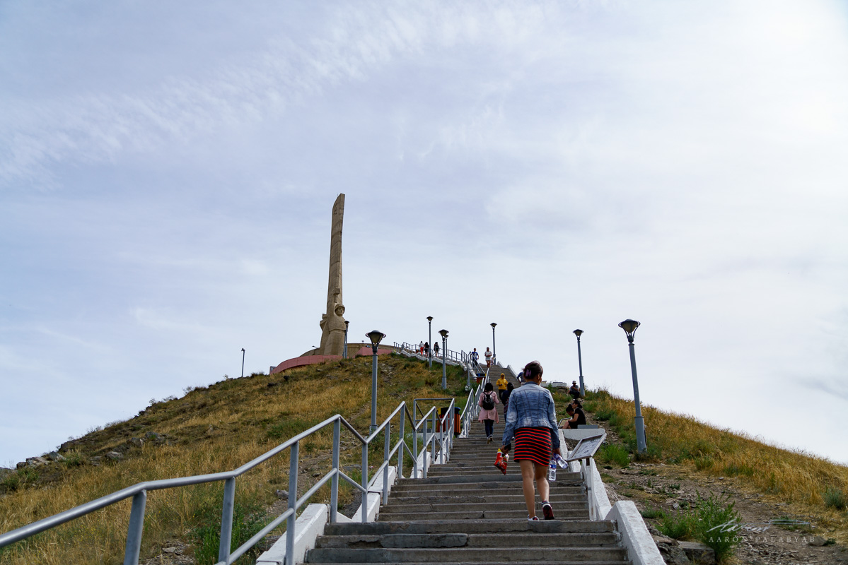 The Zaisan Monument coming into view halfway up the stairs