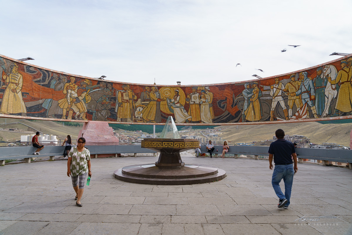 Mural at Zaisan Monument
