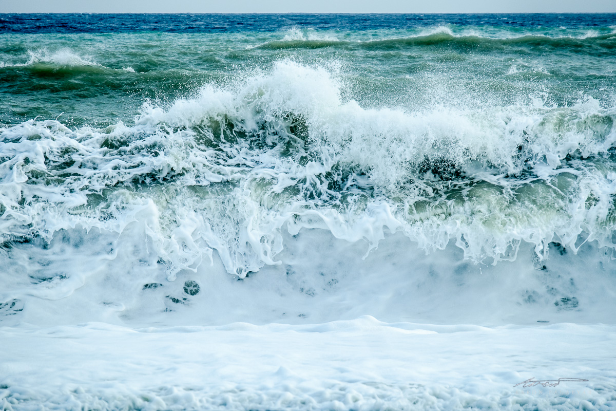Breaking III (Ilocos Norte)