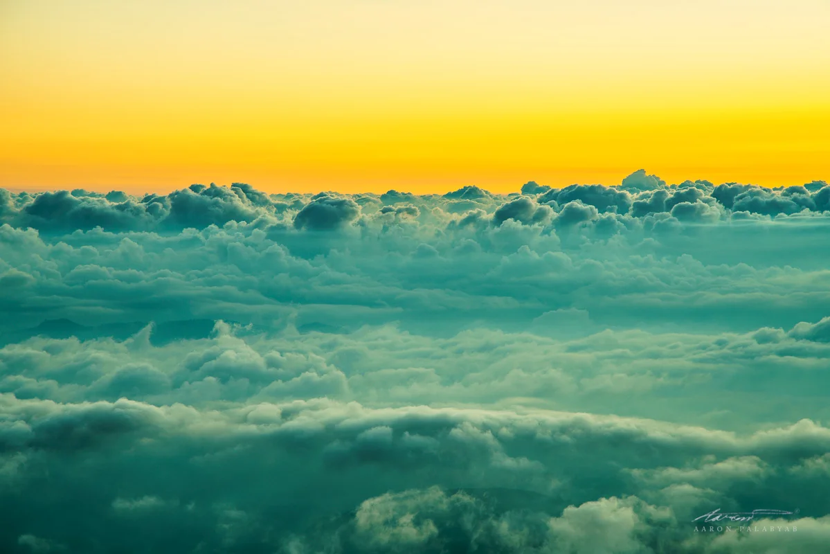 Distant Oceans (Mt. Pulag)