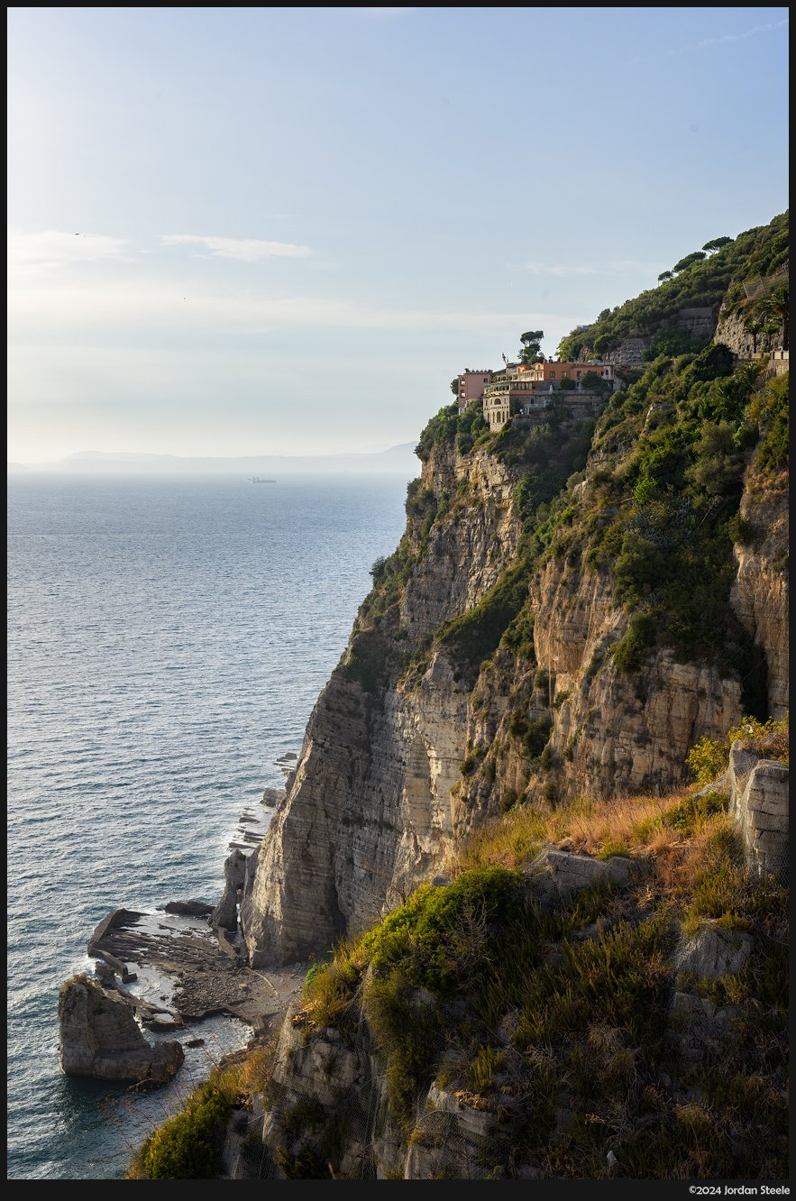 sorrento_cliff.jpg