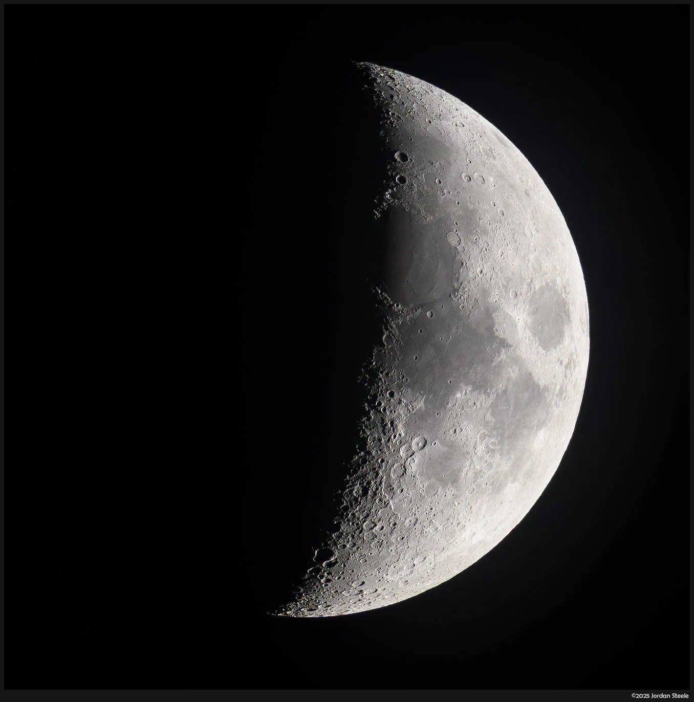 crescent_moon.jpg