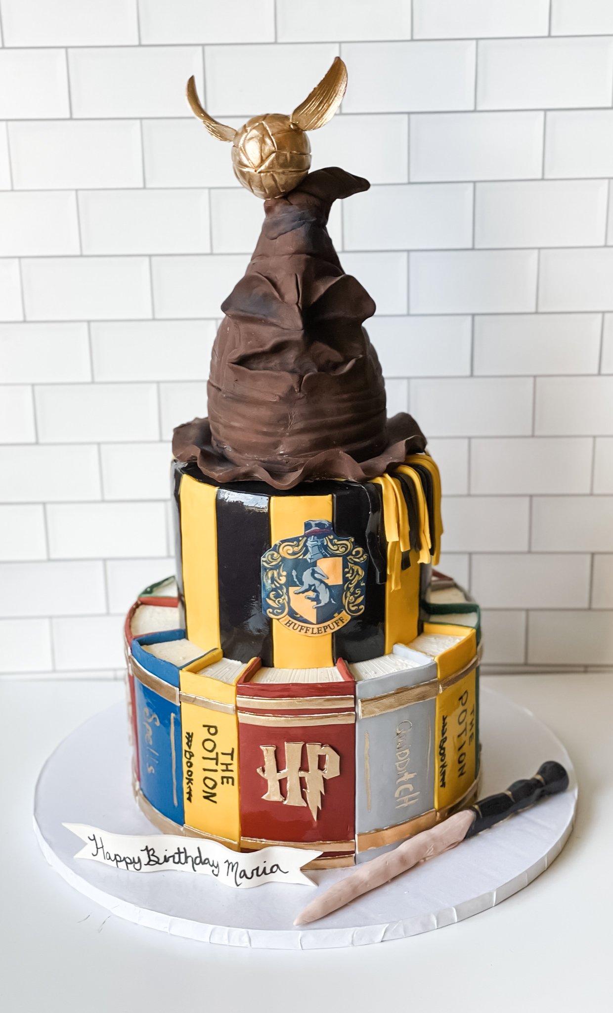 Sugar'n'balmy - Piñata cake!! Harry potter theme Signature belgian  Chocolate Cake ❤❤ . Every moment is special!! Celebrate it with  Sugar'n'Balmy !! Order on 9872088006 . #piñatacake #harrypottercake  #chocolatecake #belgianchocolate #strawberrycake