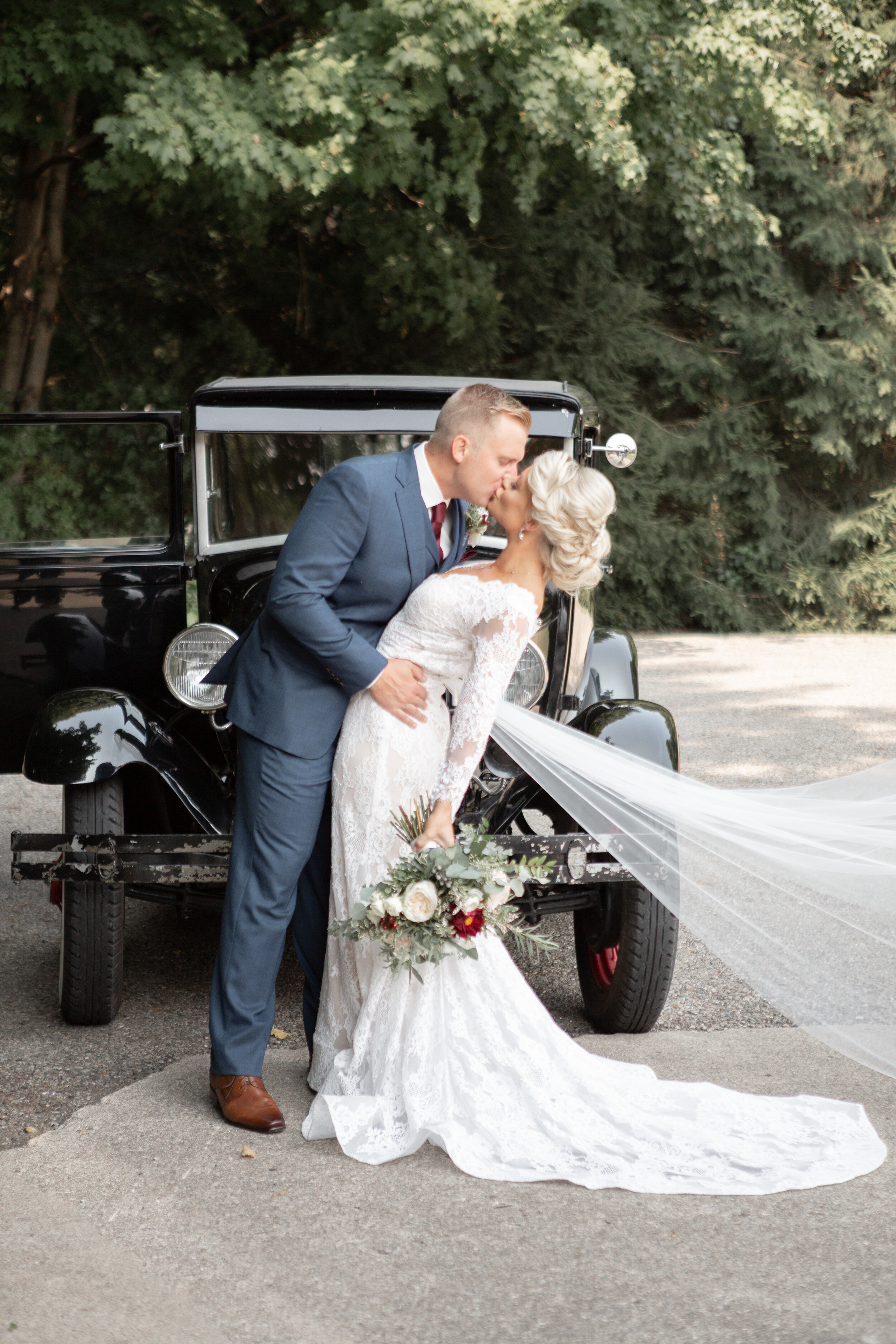 Katie + Taylor's Surprise Wedding 
