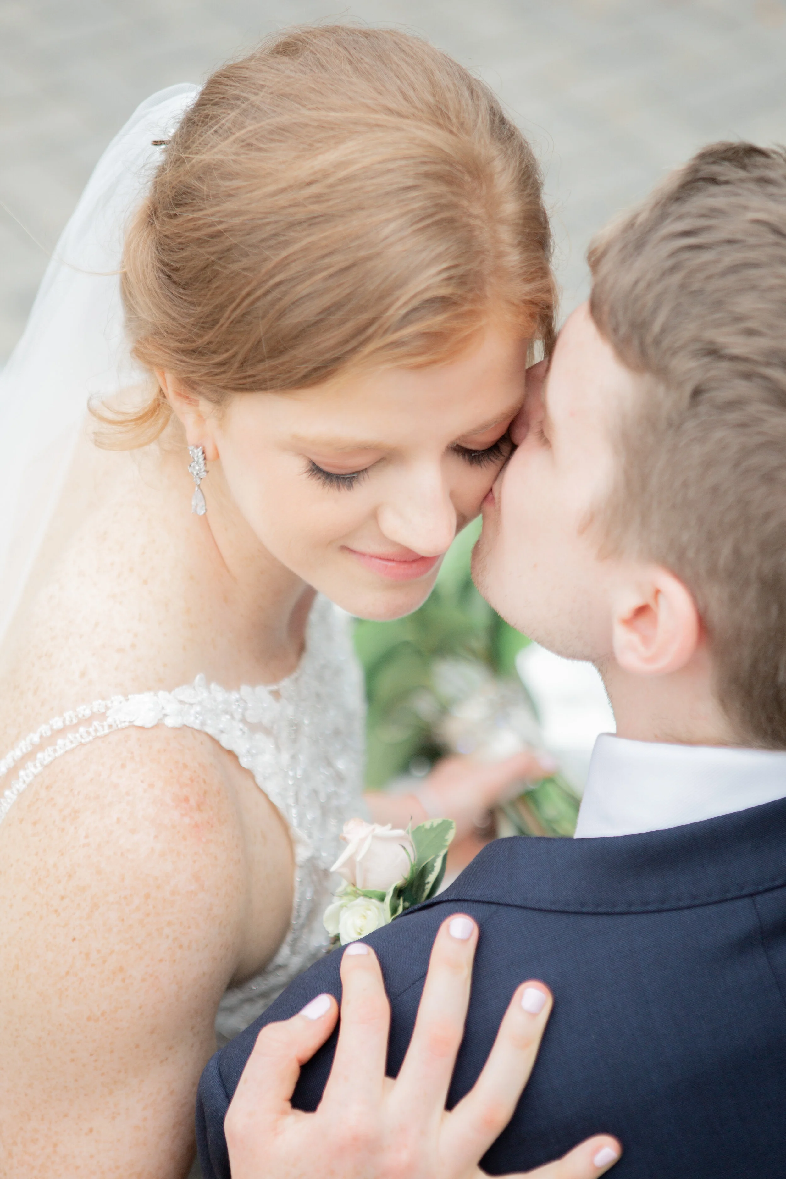 Mary Beth and Eric's Summer Wedding in Naperville