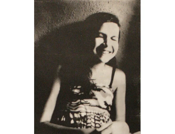 Class: Non-Silver Photography Spring 2015 Assignment: Faux Photogravure Media: Photopolymer Intaglio Print on Paper Student: Rachel Von Behren
