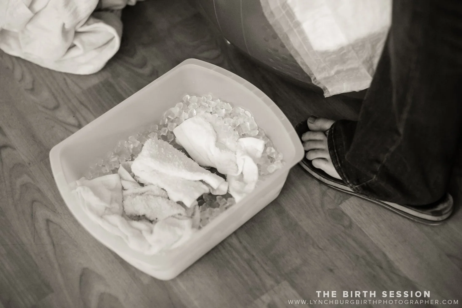 virginia-birth-photographer_0031.jpg