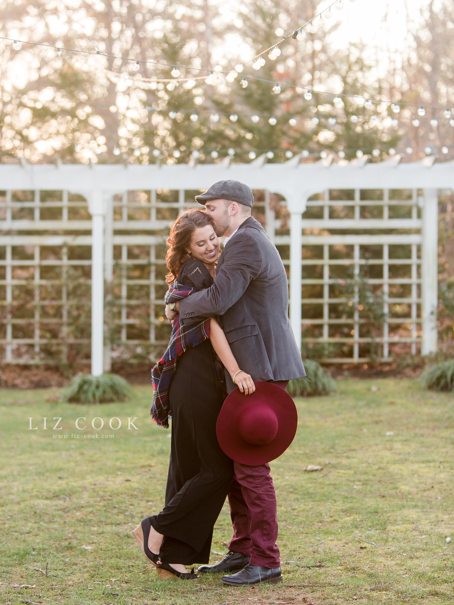 glencliff_manor_engagement_liz_cook_photography__0026.jpg