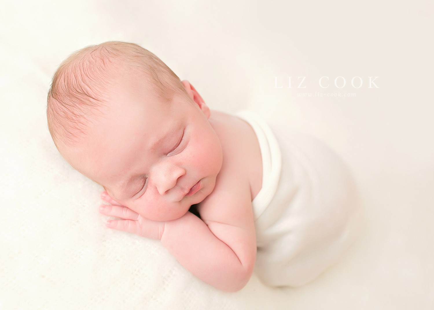 lynchburg-newborn-photographer_0001.jpg