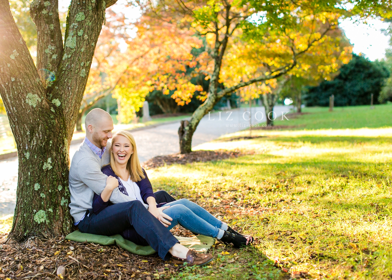 lynchburg-virginia-old-city-cemetery-engagement-pictures_0012.jpg