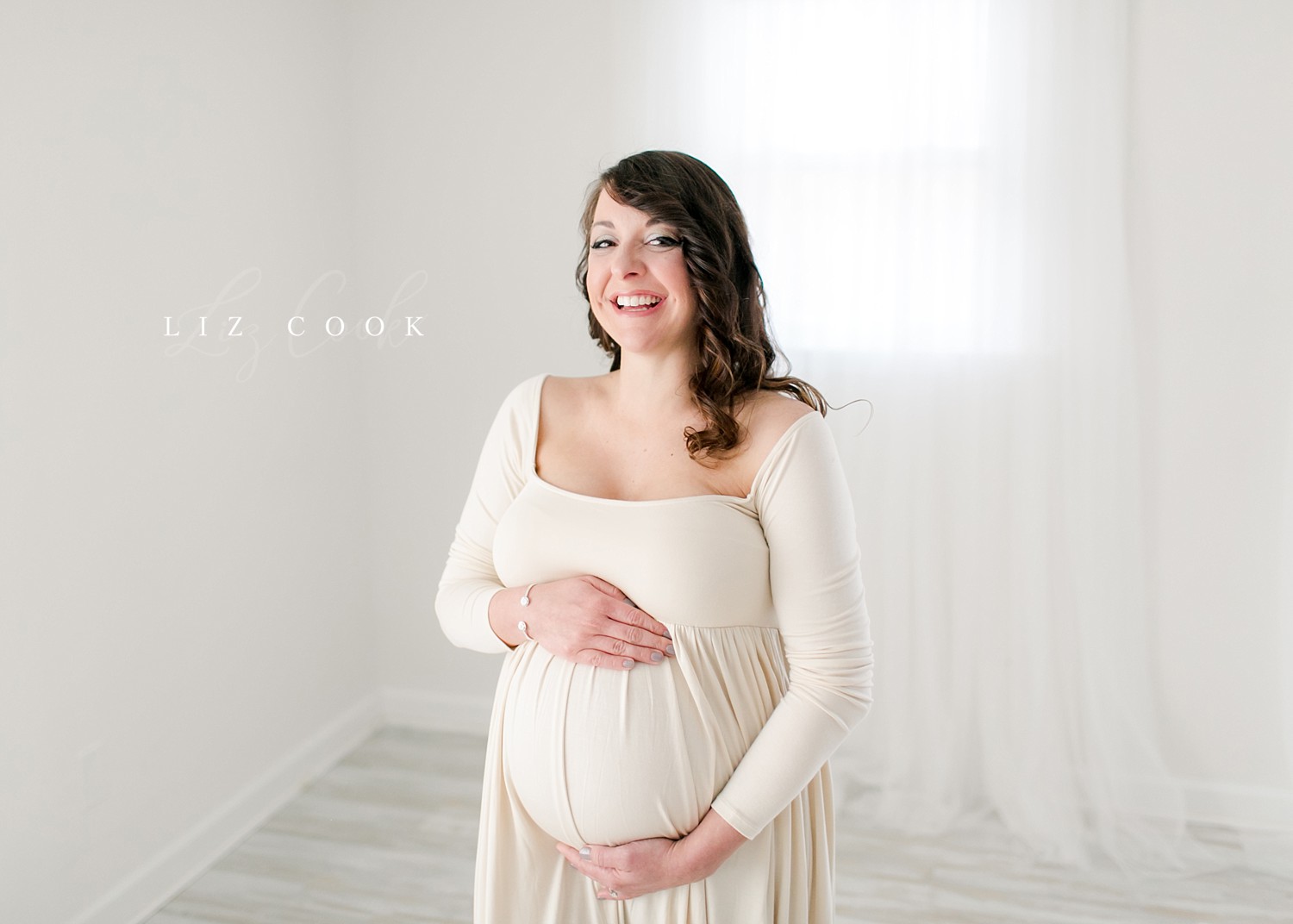 lynchburg-virginia-winter-maternity-photos-_0009.jpg