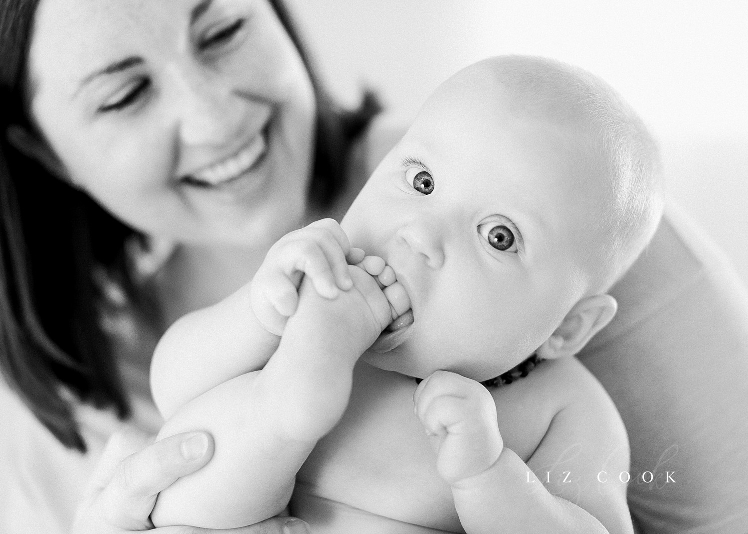 lynchburg-virginia-photography-studio-baby-girl-six-month-milestone-session-pictures-013.JPG