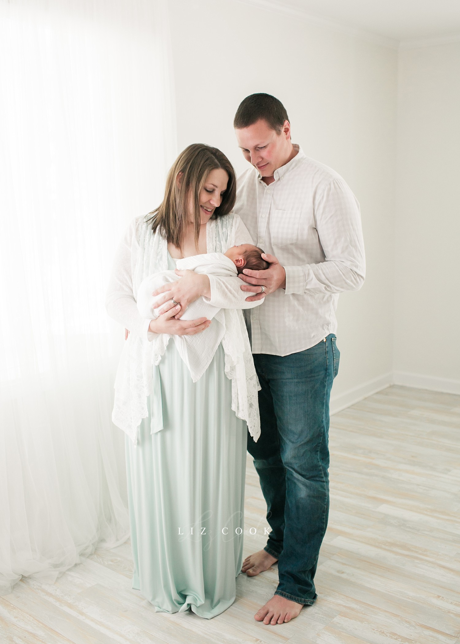 lynchburg-virginia-studio-newborn-photos-_0016.jpg