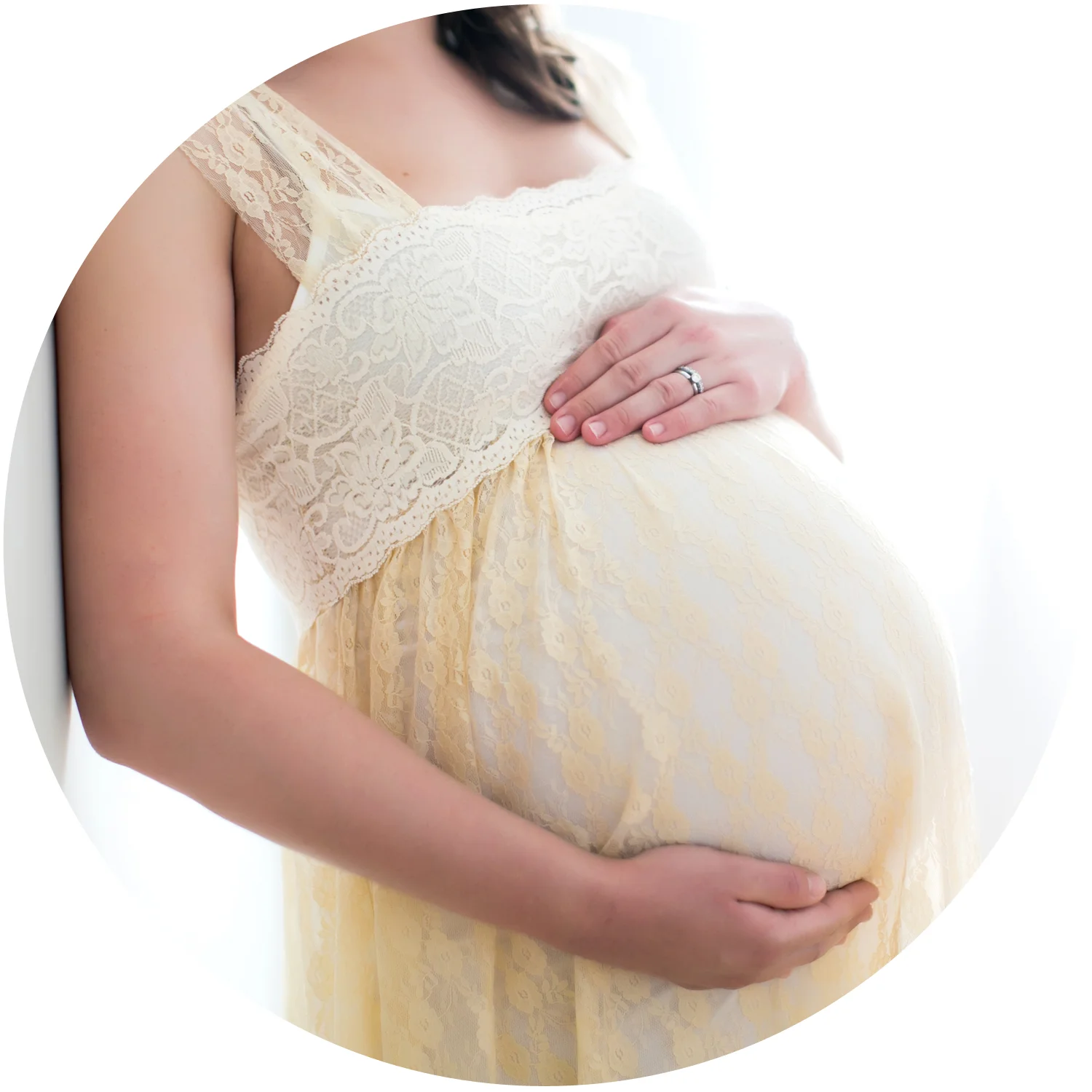 studio-maternity-session.jpg