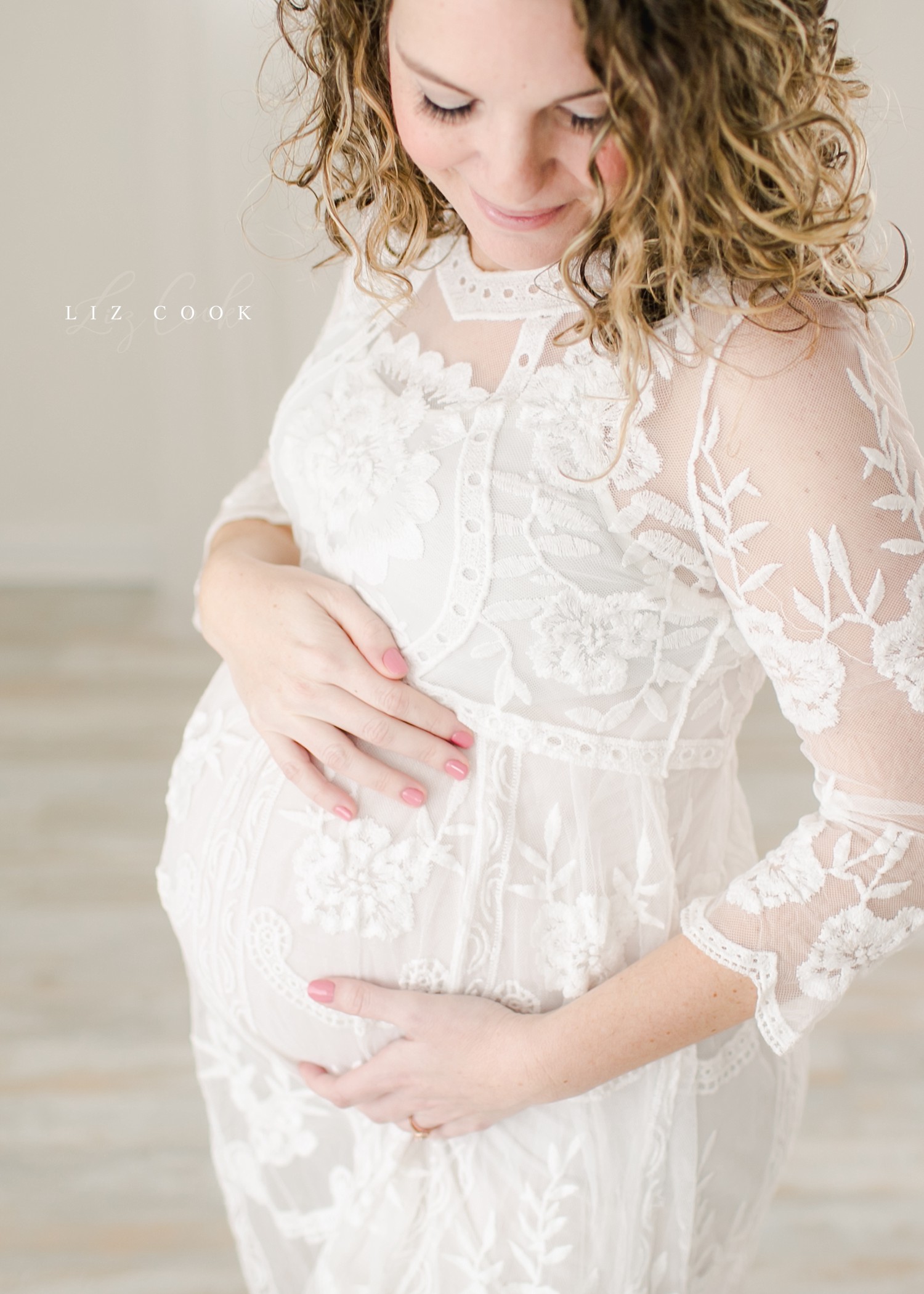 lynchburg-virginia-pregnancy-photography-studio-pictures_0011.jpg