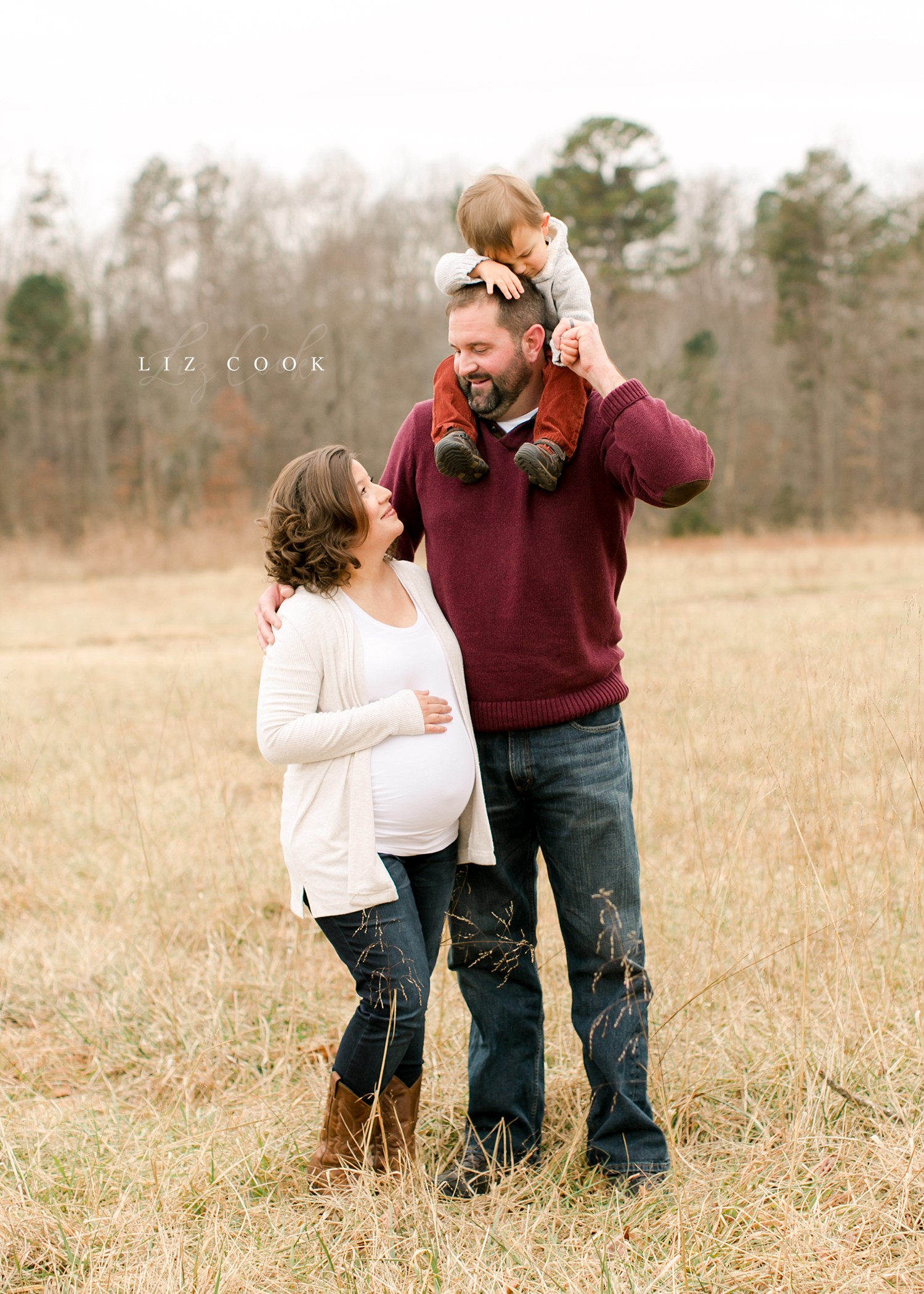 lynchburg-virginia-pregnancy-family-pictures_0026.jpg