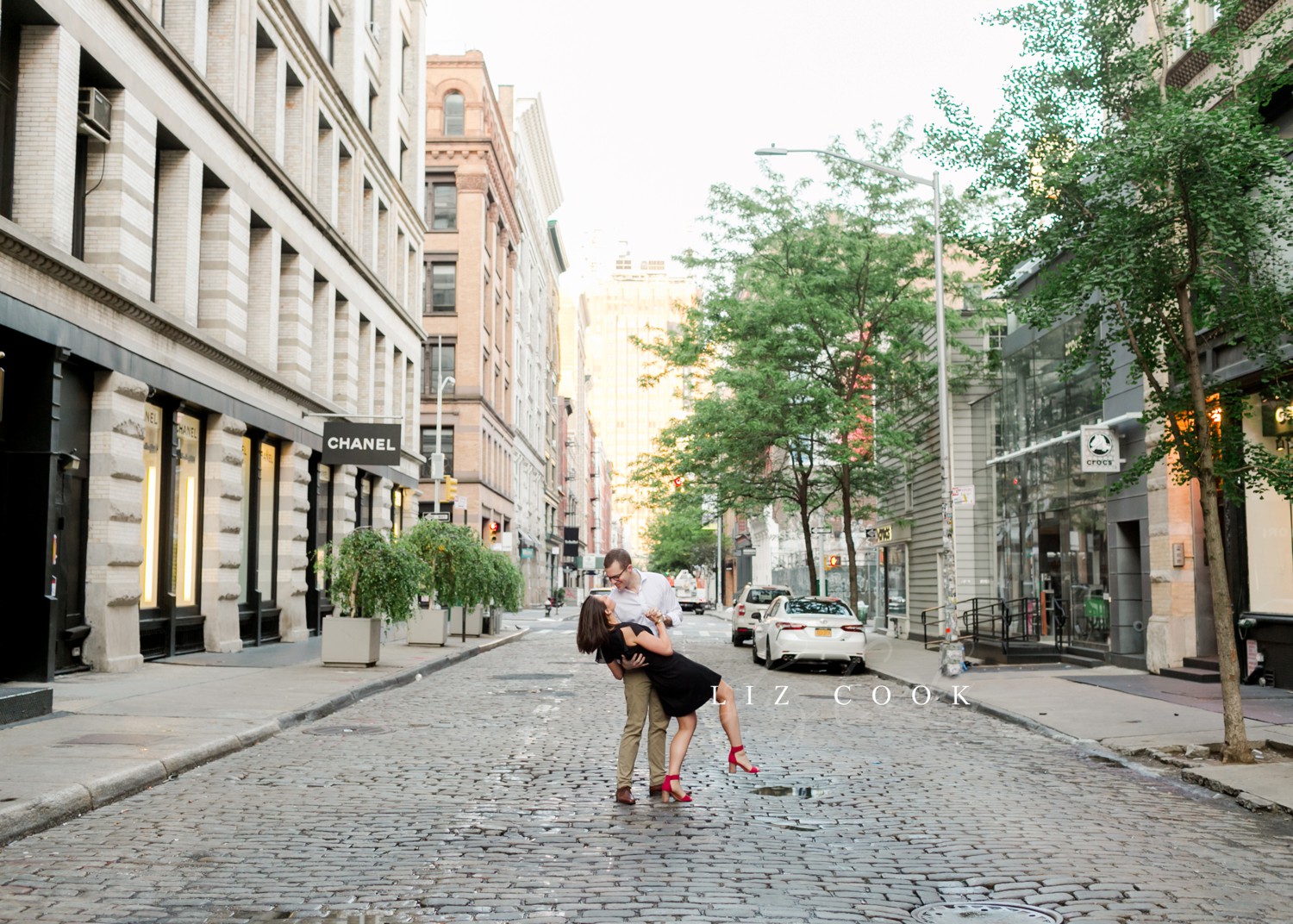 New York City Engagement Pictures in the SoHo Area