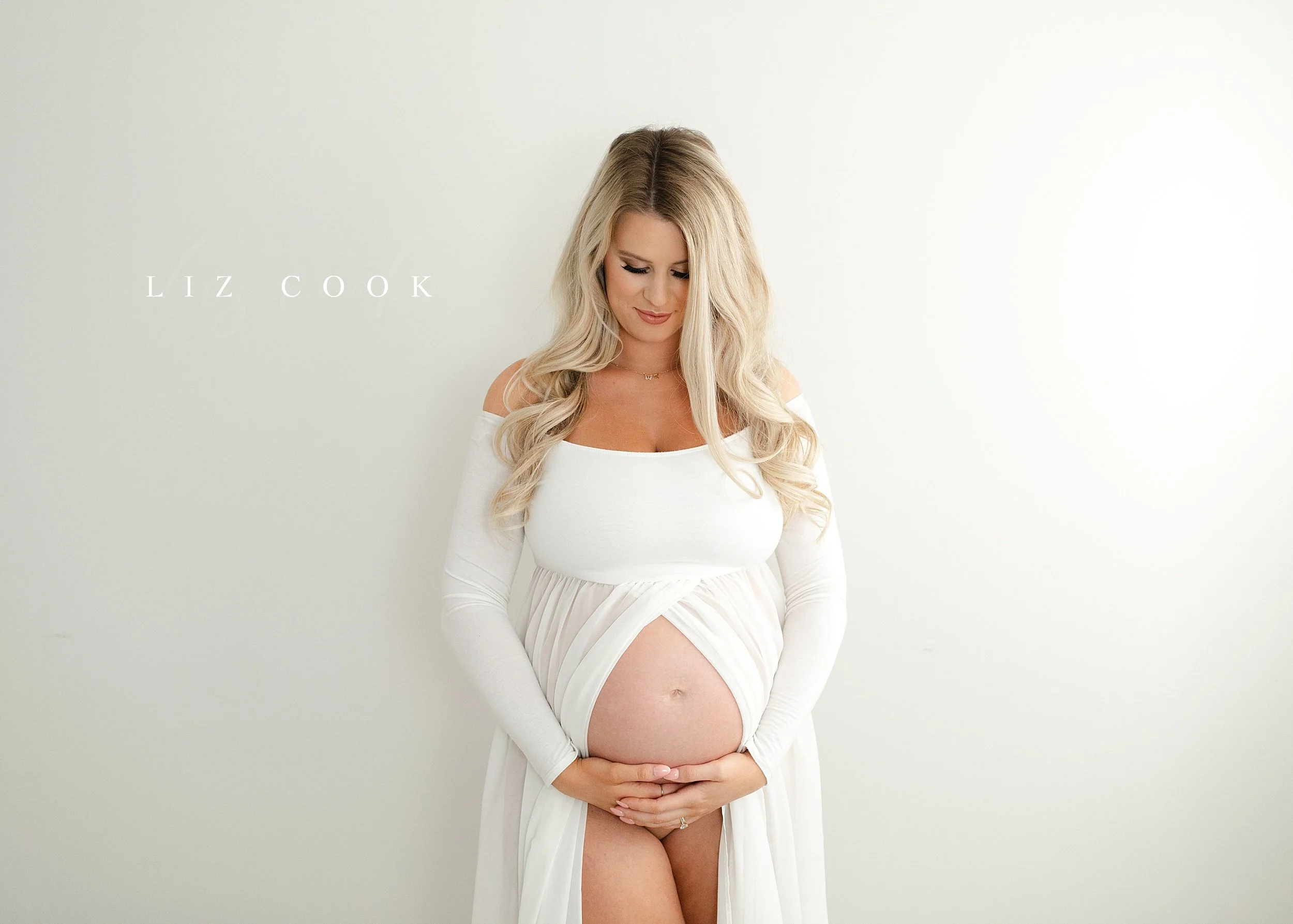 Lynchburg-Virginia-Maternity-Photography-Studio-Liz-Cook-Photographer_0026.jpg