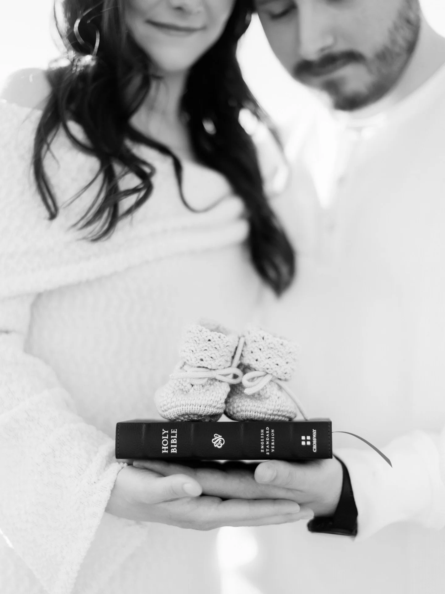 A brand new life.
A tiny blessing.
A story just beginning.

Forever grateful to be trusted to capture these moments for you. 🤍