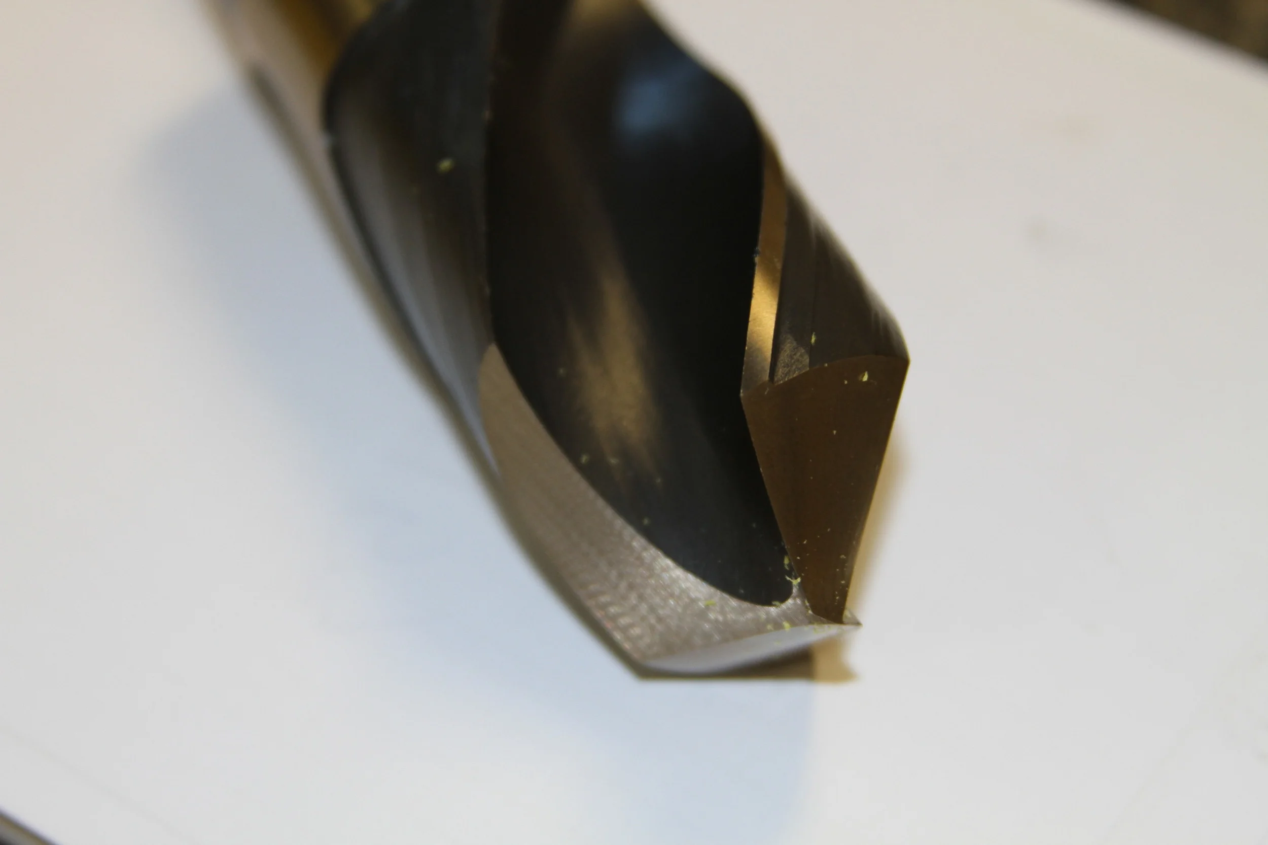 DB112 001.jpg