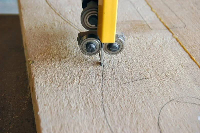 Then I waddled over to the band saw, and band sawed it.