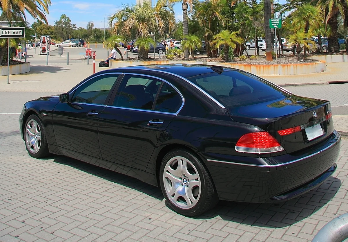 BMW 7 Series Private Chauffeur driven Airport Taxi Perth