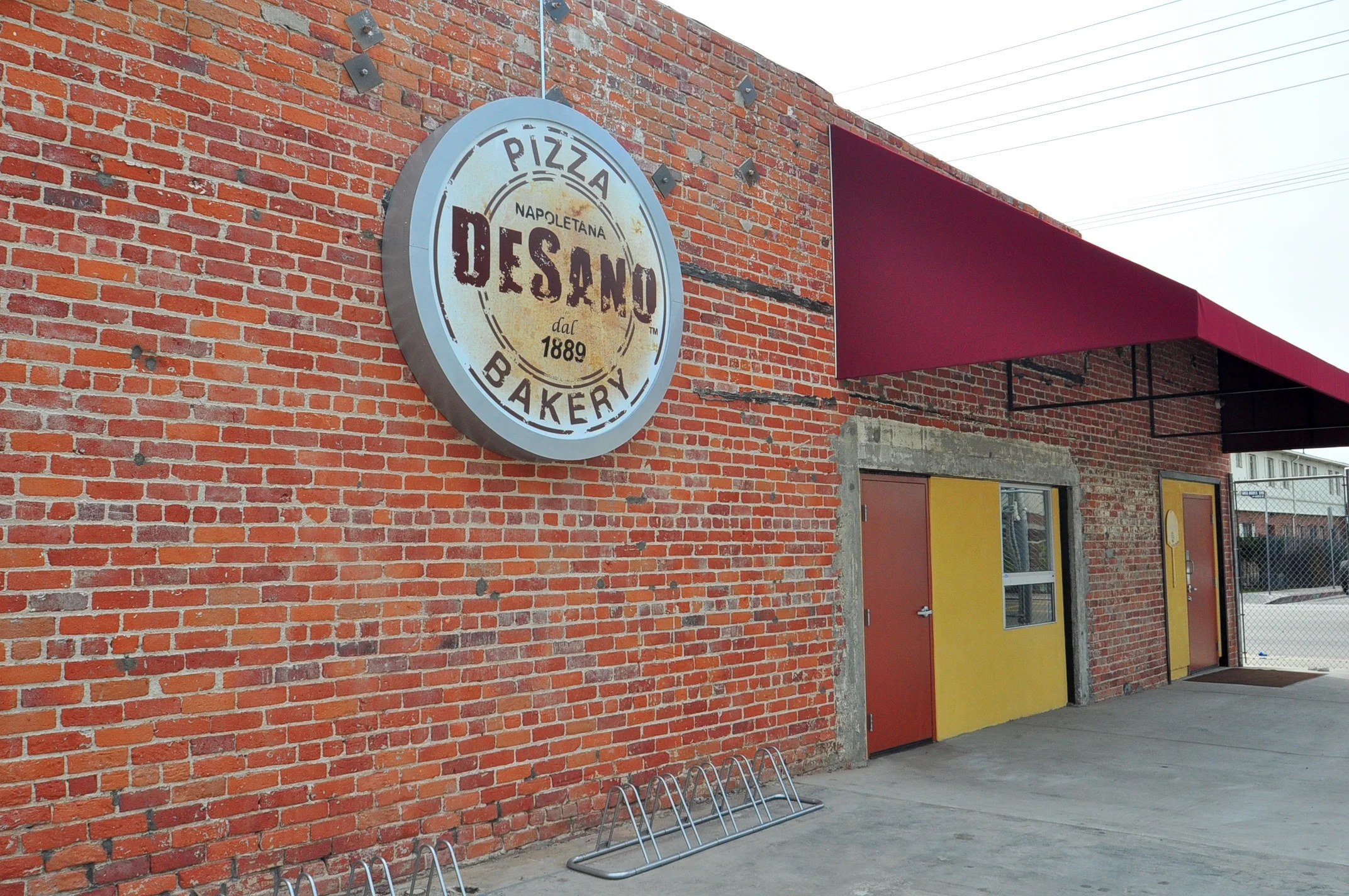 DesanoPizzaBakery 2013 (1).JPG