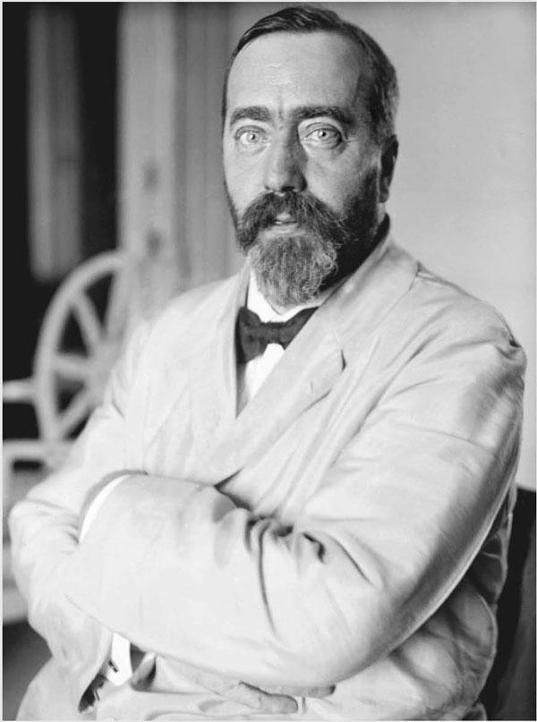 Former Imperials Secretary of the Colonies and the highest ranking German official in the United States in 1915, Dr. Bernhard Dernburg.