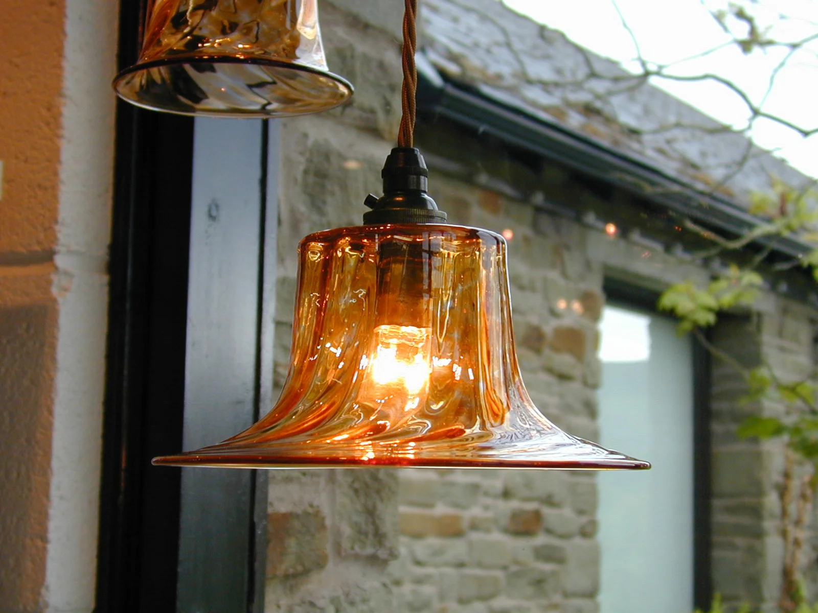 Tophat Pendant 4.JPG