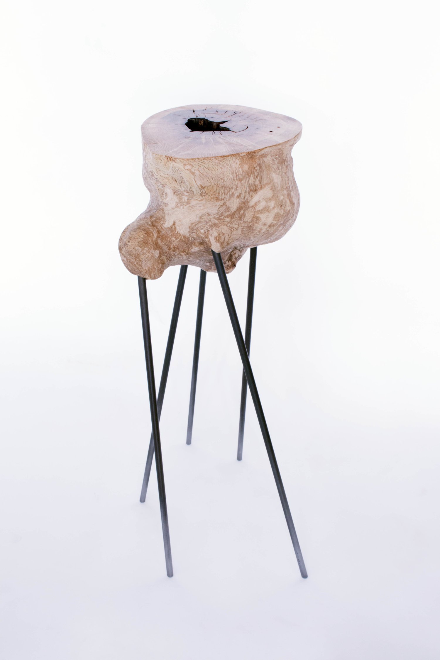 Sidetable.jpg