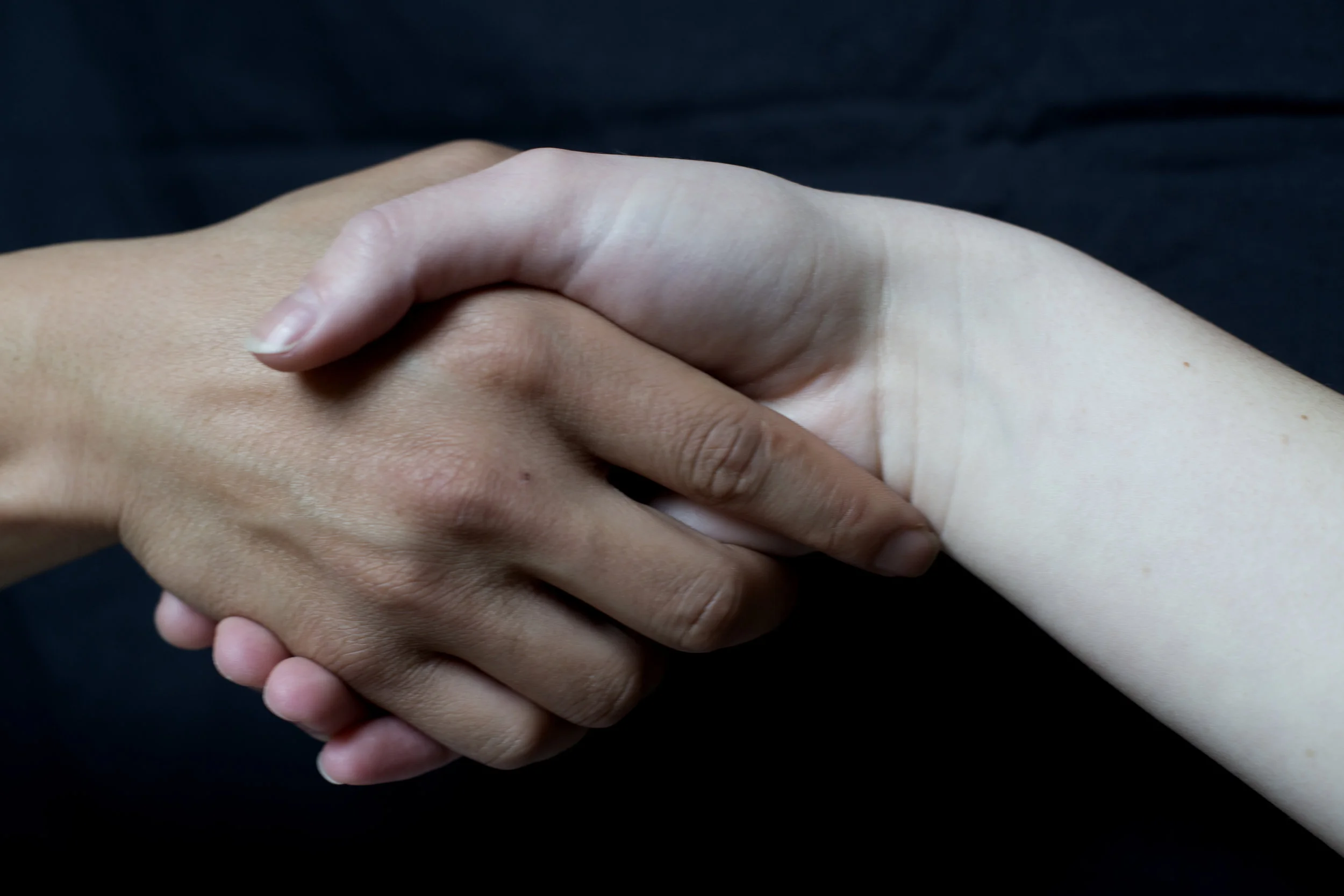  hand in hand 