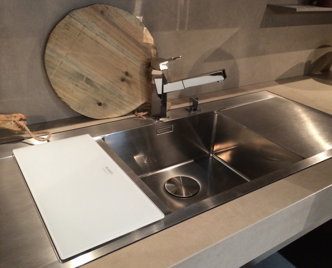 Details: Blanco | CLOTH &amp; KIND