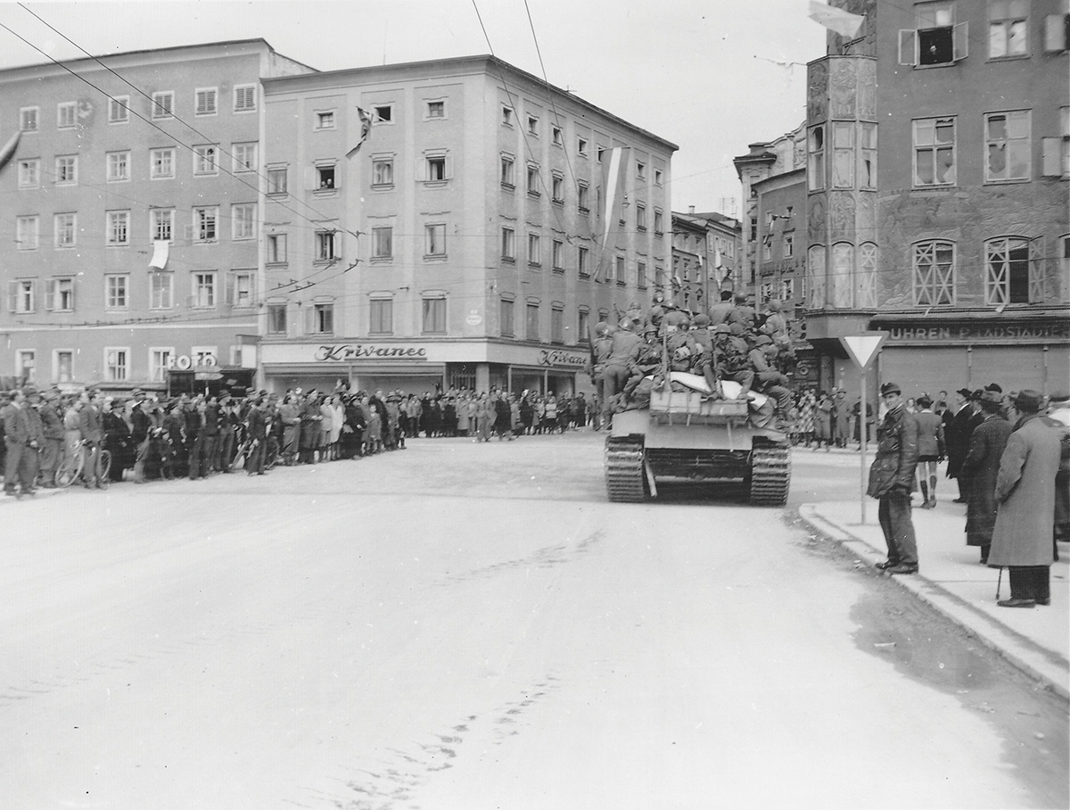  The People of Salzburg greet the first U.S. Troops in the City. Photo: U.S. Army Signal Corps