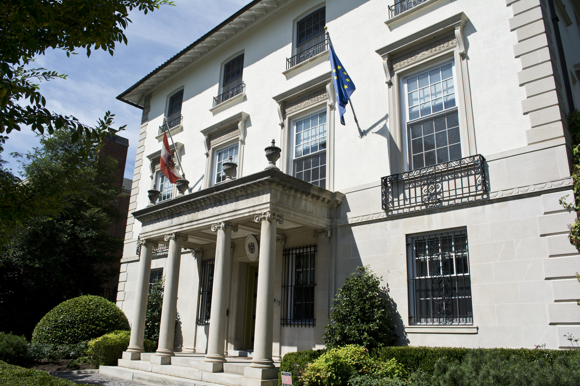 The Residence of the Ambassador to the United States on Wyoming Avenue, NW. Flickr/ Tim Evanson . 