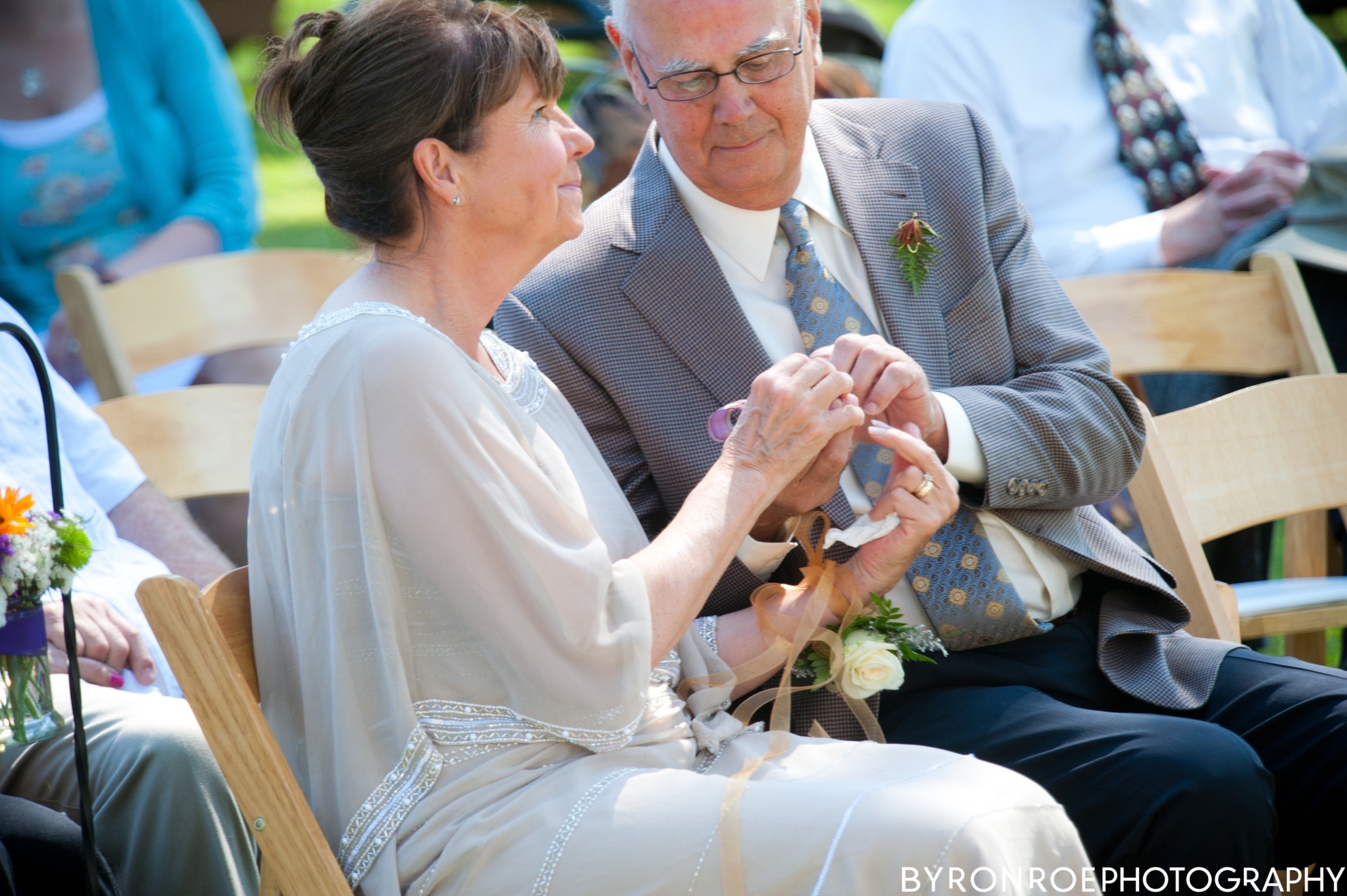 byronroephotography-houseonmetolius-caseydamon-wedding2012-high-62.jpg
