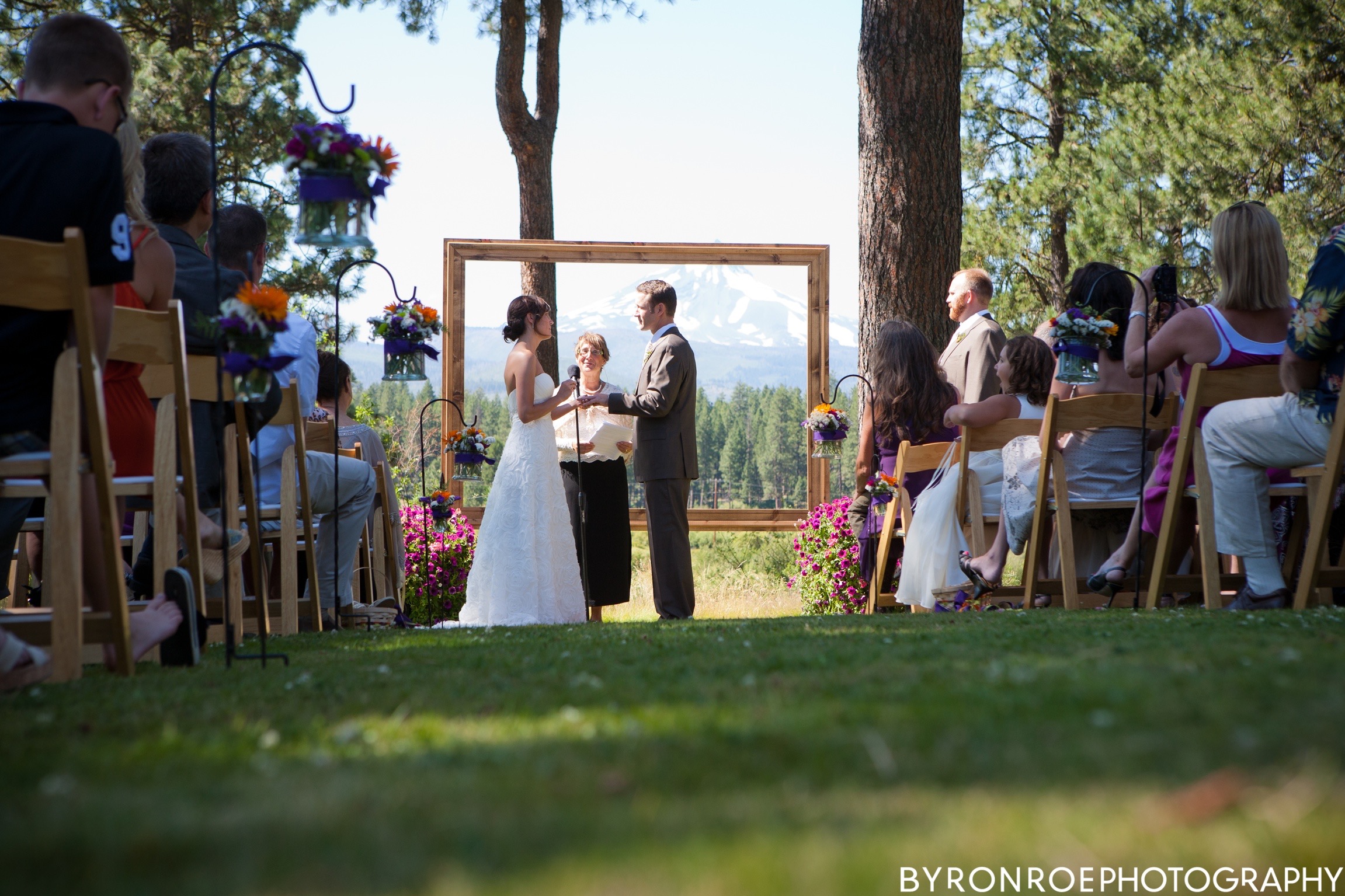 byronroephotography-houseonmetolius-caseydamon-wedding2012-high-63.jpg