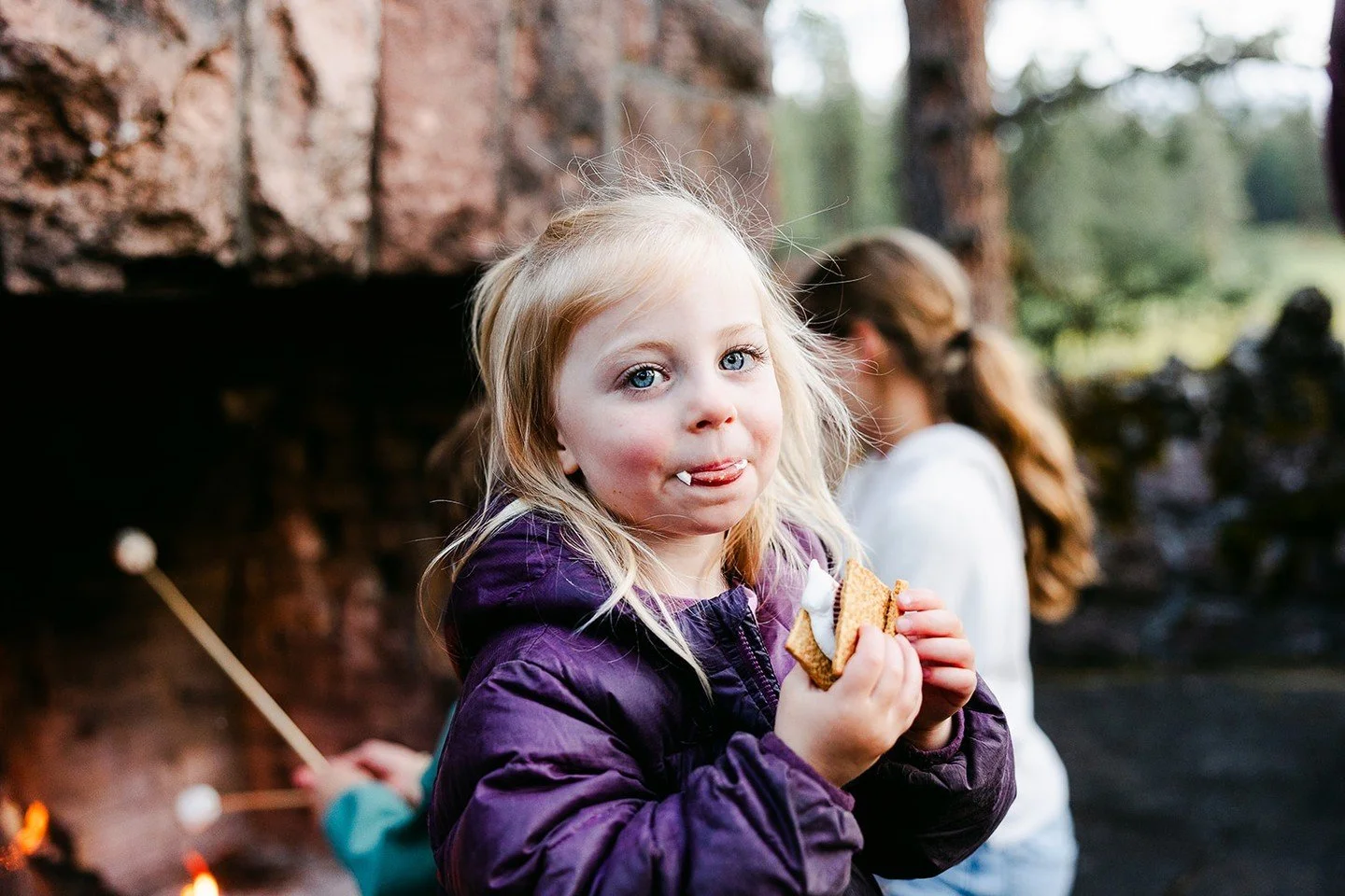 S&rsquo;mores  anyone?! 🔥 

#familyvacation #summertime #summerinoregon #oregonsummer