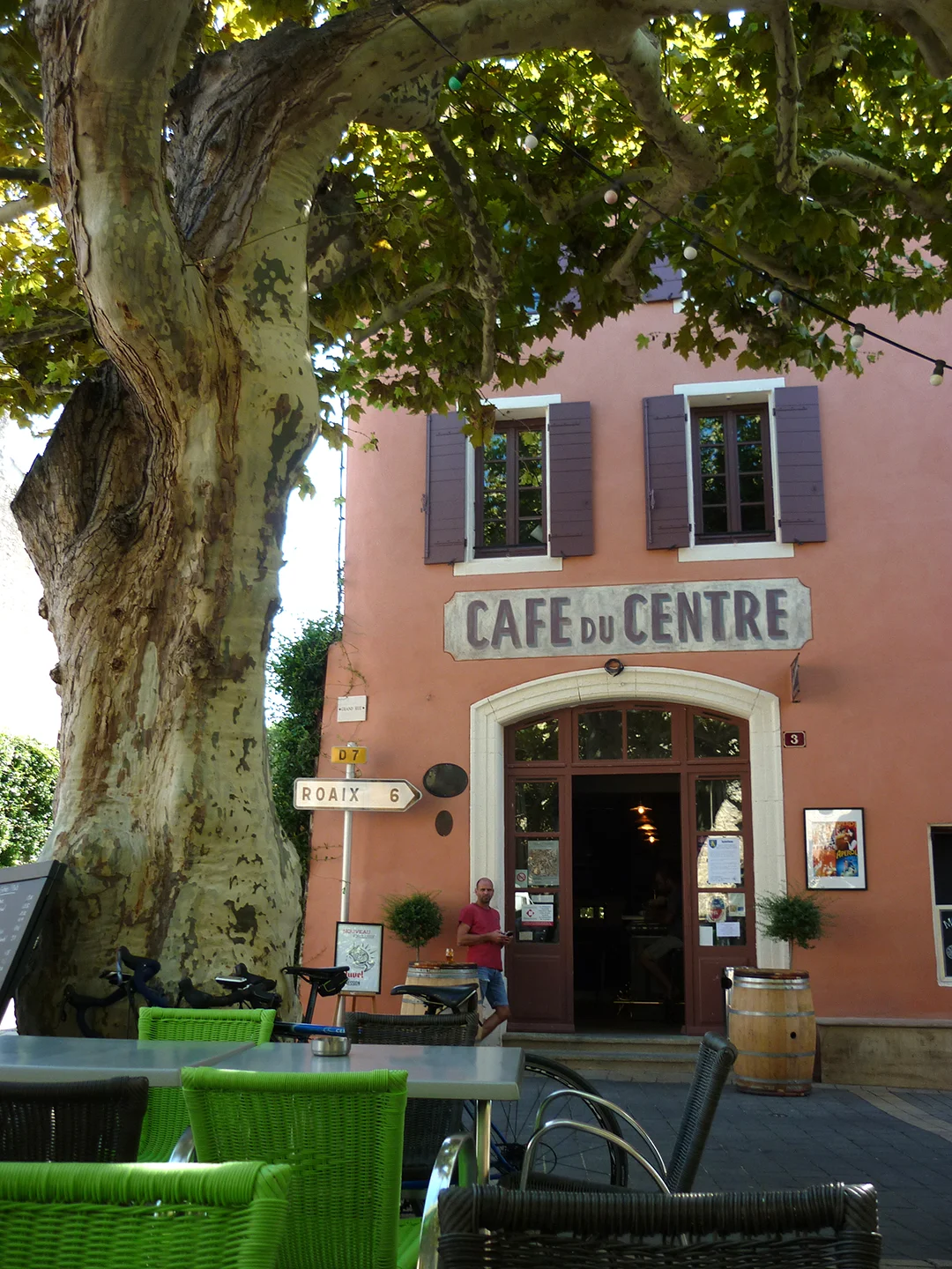 Cafe.jpg