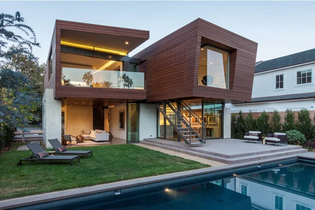 The Split House Project, Santa Monica, California, by Michael Kovac & Associates, with art by contemporary artist Steven Silverstein.