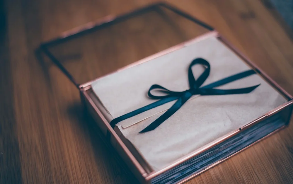 Heirloom Glass Box