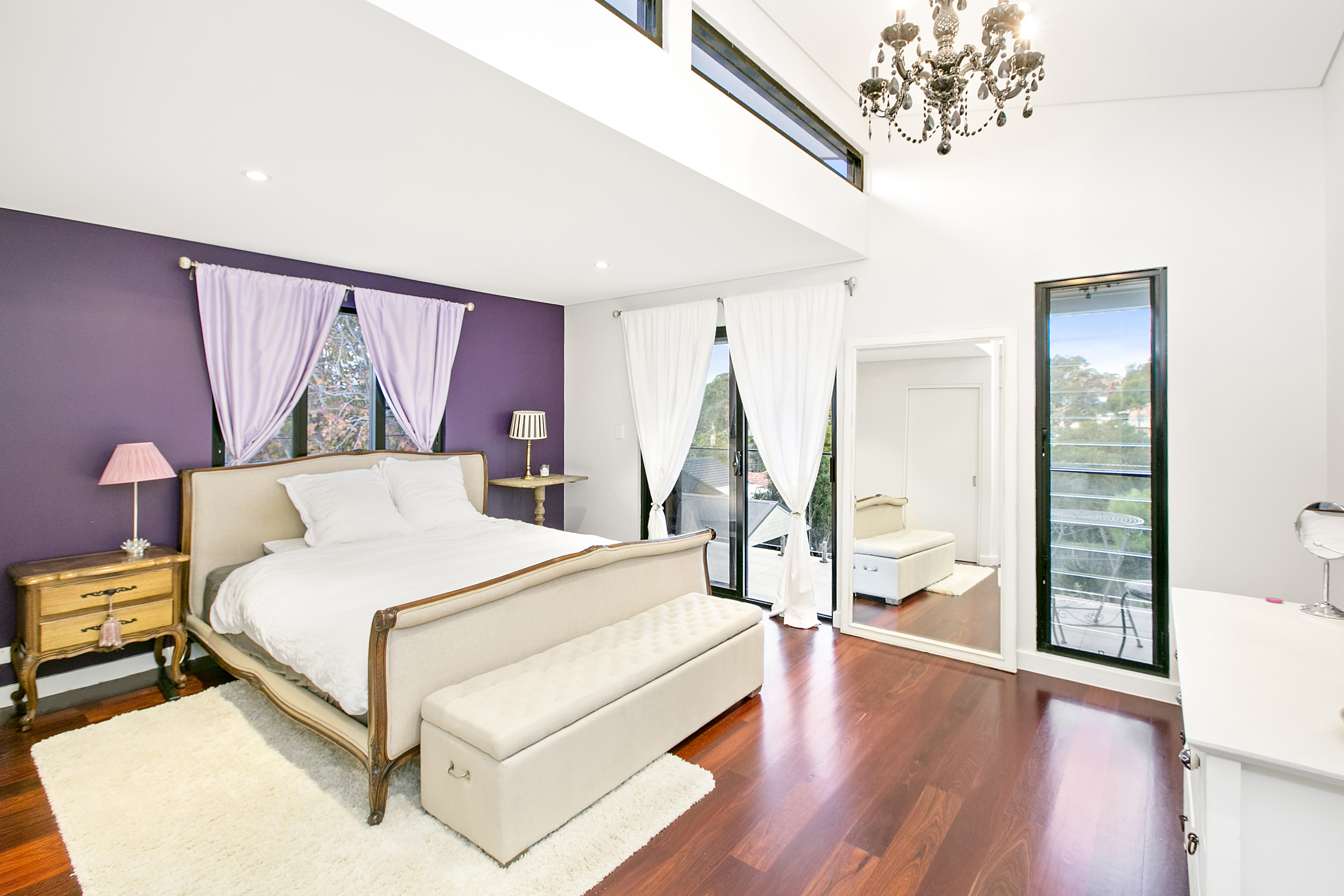 016_Open2view_ID361004-34_Condamine_STreet.jpg