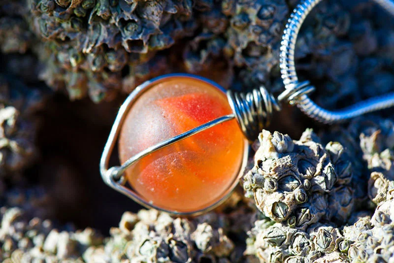 Ebb&Flo_Jewellery_packshot_3.jpg