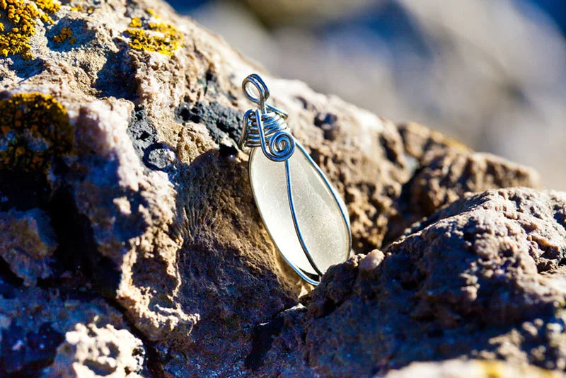Ebb&Flo_Jewellery_packshot_9.jpg