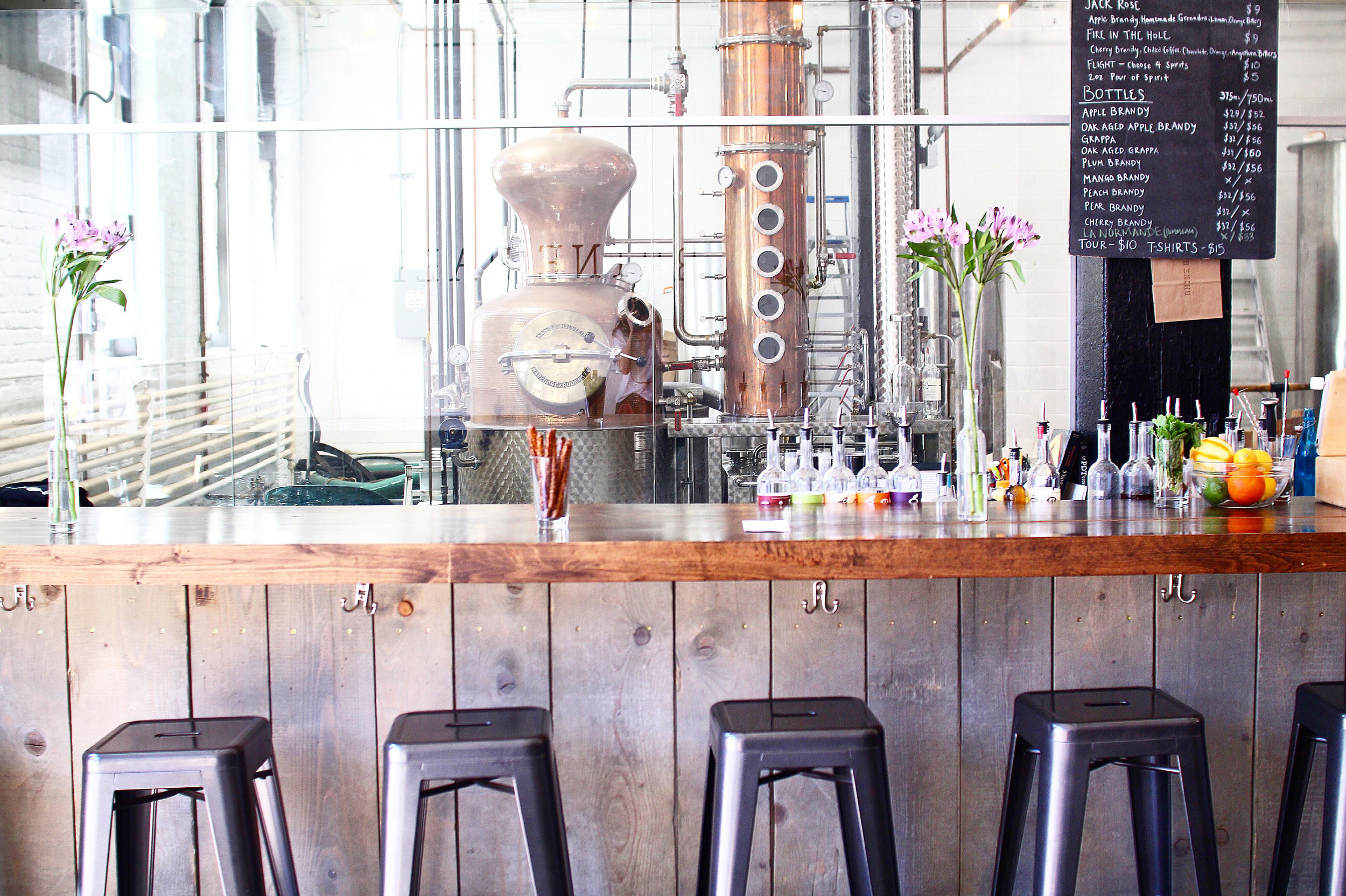 Rhine-Hall-01_Ellen Evangelides.jpg