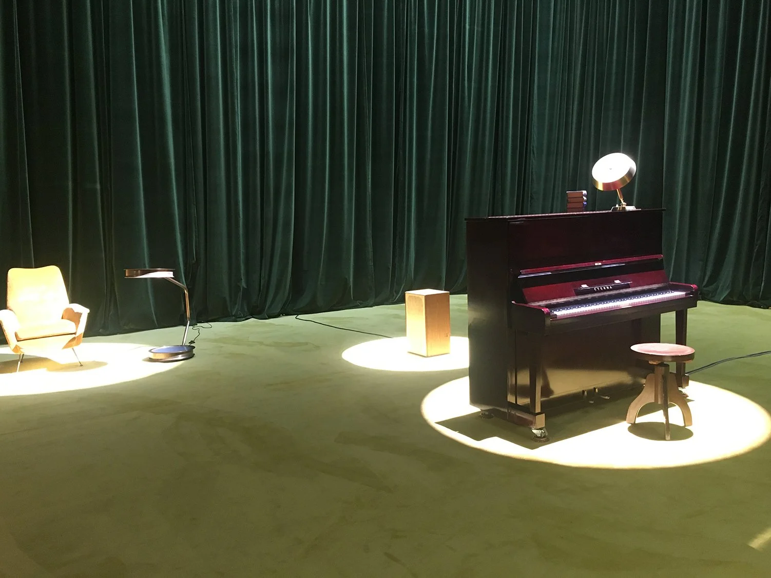 Chi ha paura di Virginia Woolf? [Who's Afraid of Virginia Woolf?] - regia Antonio Latella - scenografia / stage design Annelisa Zaccheria