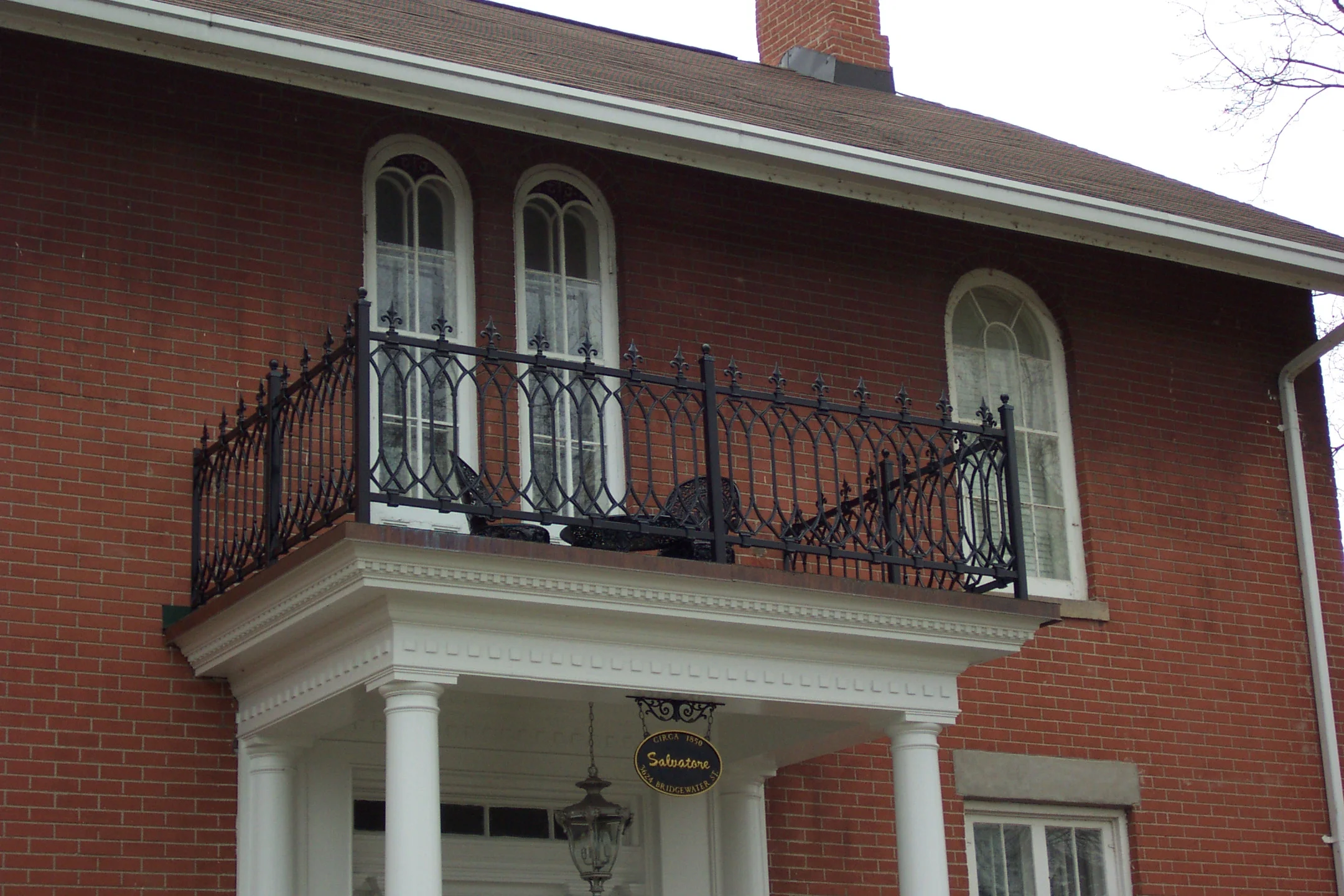 balcony2.jpg