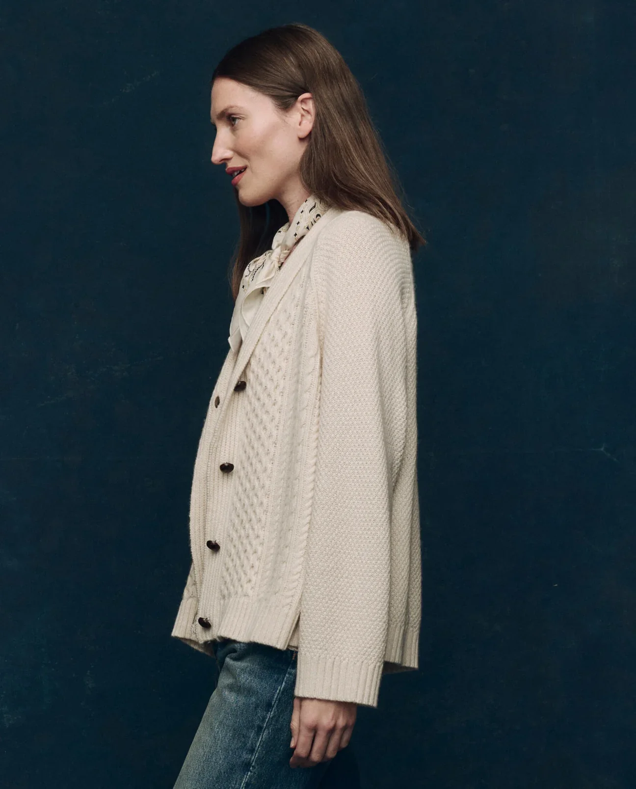 THE-GREAT-LOOK-19-THE-CASHMERE-CABLE-LODGE-CARDIGAN-CREAM-THE-LEGACY-TOP-NUDE-THE-WAYNE-JEAN-MONTANA-WASH-2282_1296x.jpg.webp