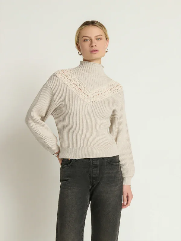 CASSANDRA_PULLOVER-91116SCH_HOML_1_600x.jpg.webp