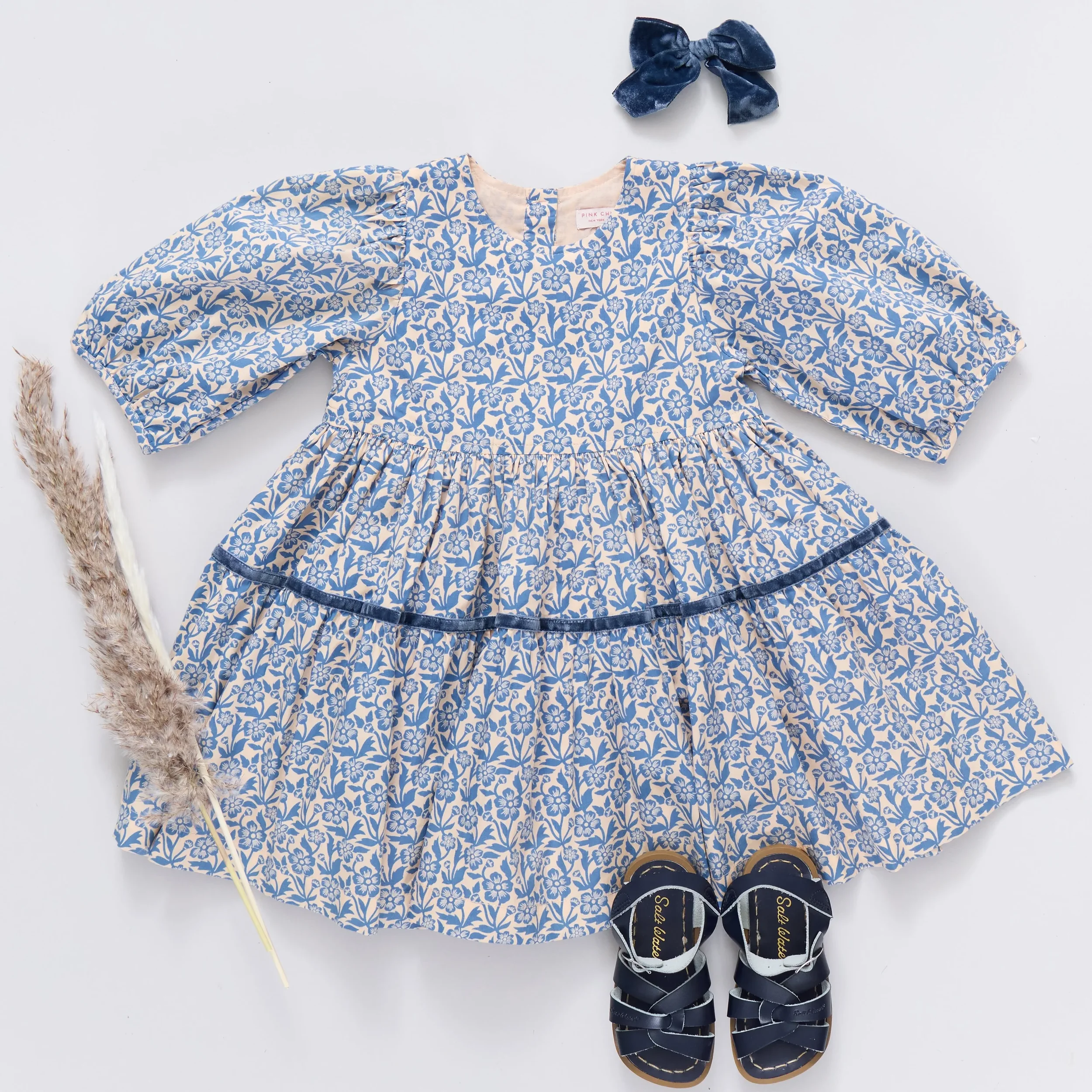 Fall2_2025_PinkChicken_05077.jpg.webp